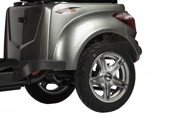 Электроскутер eltreco trike new